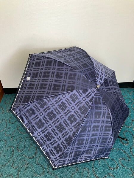 Aquascutum アクアスキュータム ワンポイント チェック柄 晴雨兼用 遮光 折りたたみ傘 日傘 雨傘【ネイビーブル】