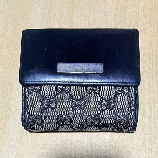 GUCCI 三つ折財布