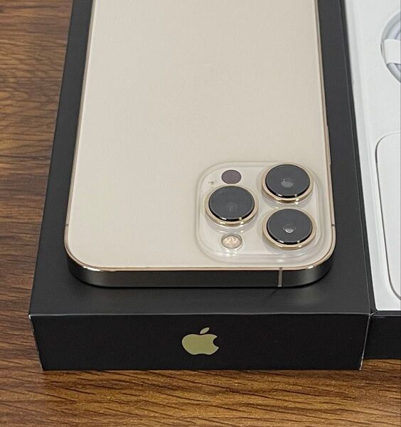 IPHONE 13 PRO MAX 256GB SIMフリー超美品
