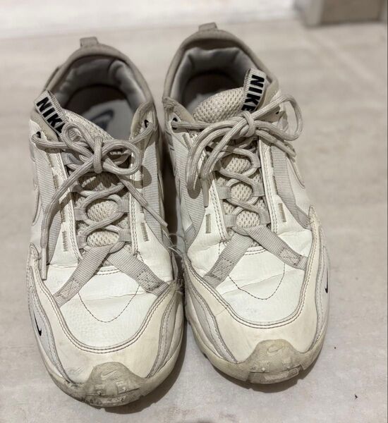 NIKE ナイキ TC 7900 26センチ