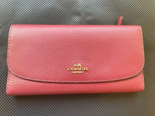 COACH 長財布 赤色