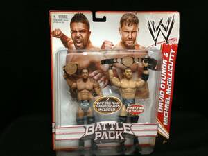 MATTLE：WWE BASIC 2PACK SERIES 16 デビッド・オタンガ＆マイケル・マクギリカティ＜ジョー・ヘニング＞（未開封品）