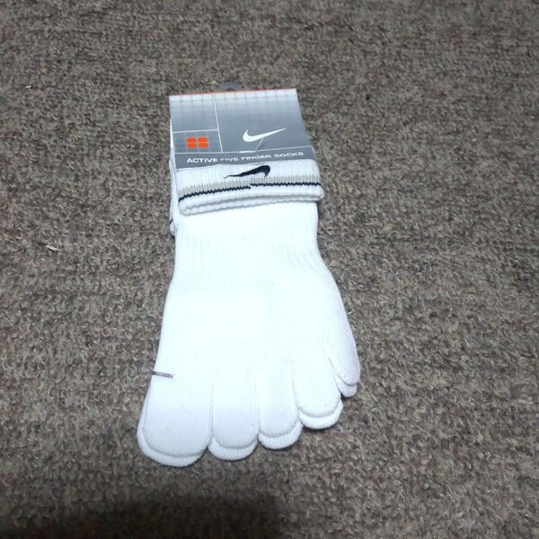 NIKE ACTIVE FIVE FINGER SOCKS ナイキ ソックス 靴下 5本指