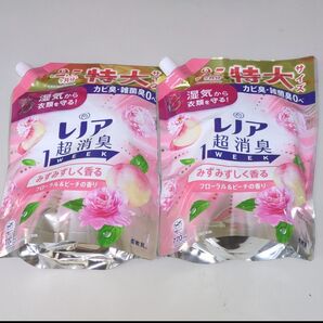 レノア 超消臭 1WEEK 柔軟剤 フローラル&ピーチの香り 詰替用 特大サイズ 770ml×2個セット