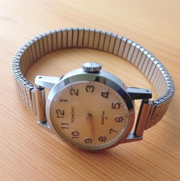 SEIKO TOMONY セイコートモニーヴィンテージ レディス手巻き式腕時計 シルバー文字盤 稼働品