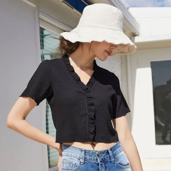 SHEIN DAZY カジュアルラッフルブラウス