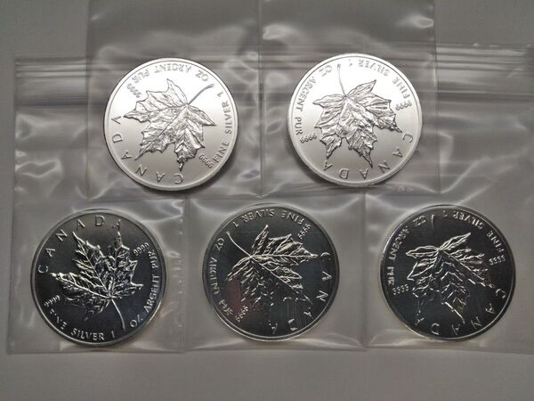 ★ 未使用 純銀 FINE SILVER メイプルリーフ銀貨 2013 5枚セット ケースなし メイプル銀貨 銀地金 資産用 ★