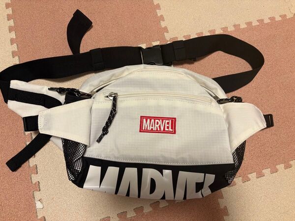 MARVEL ウエストポーチ ショルダーバッグ 斜め掛けバッグ クロスボディーバッグ