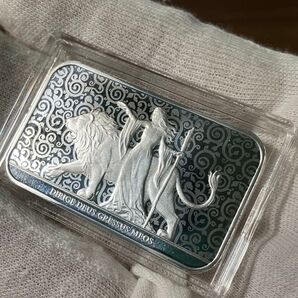 限定 ウナとライオン 1オンス シルバーバー ロイヤルミント 横型 純銀 銀貨 地金 ケース付