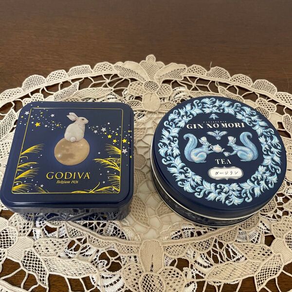デザイン空き缶 チョコのゴディバ 紅茶の銀の森 コレクション2点