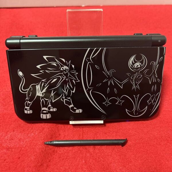 【美品】Newニンテンドー3DS LL ソルガレオ・ルナアーラ ブラック 本体