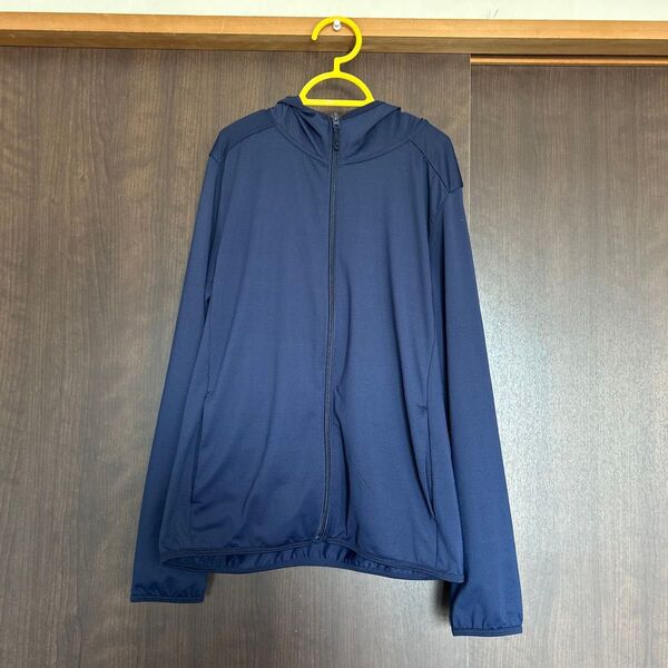 男の子 女の子 ユニクロ エアリズム UVカット パーカー 150㎝ 紺色 無地 UNIQLO ユニクロ パーカー 長袖 ネイビー