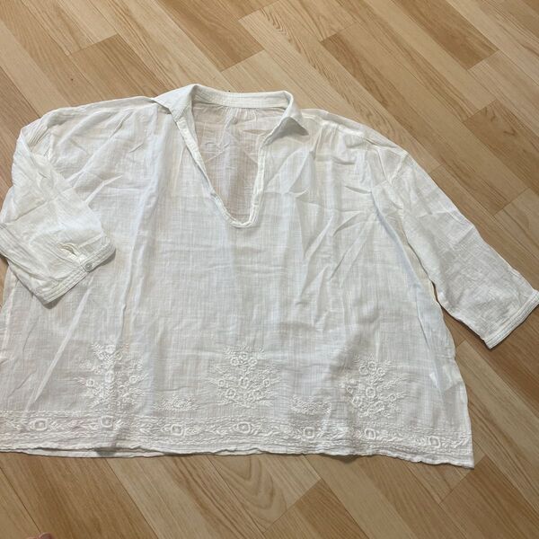 ホワイト刺繍チュニックブラウス七分袖 3L