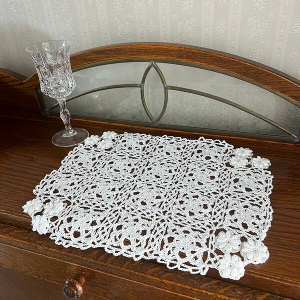マルチカバー レース編み モチーフ編み ぷっくりお花 ハンドメイド
