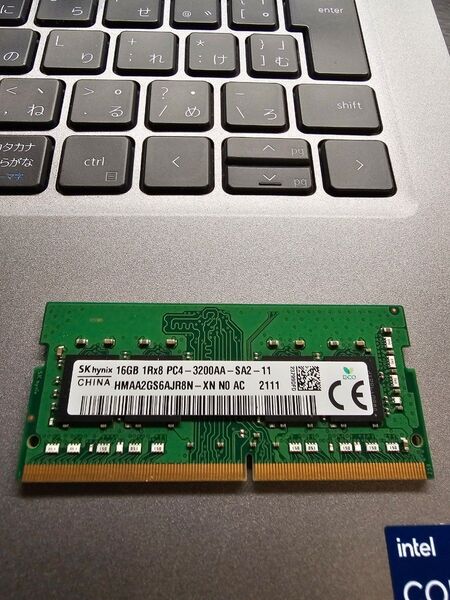 SK hynix メモリ 16GB PC4-3200 HMAA2GS6AJR8N-XN