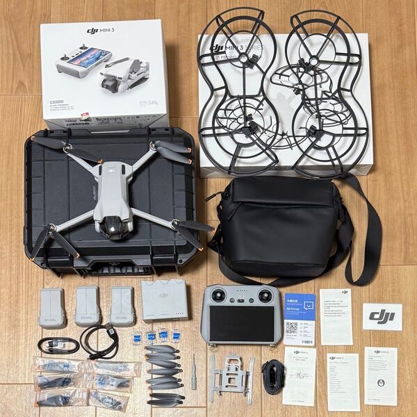 【保証期間内】DJI Mini 3 Fly More Combo(DJI RC)+プロペラガード+ケース+SDカード256GB