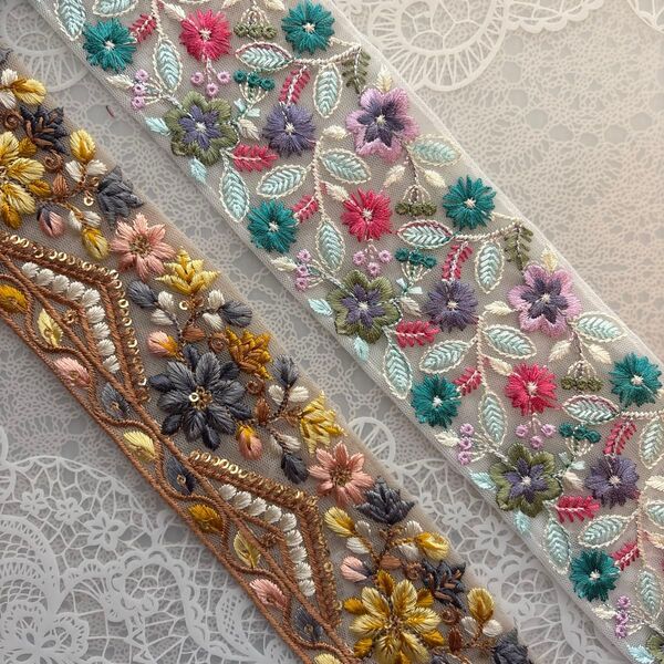 ◎ (A35)太幅インド刺繍リボン セール中