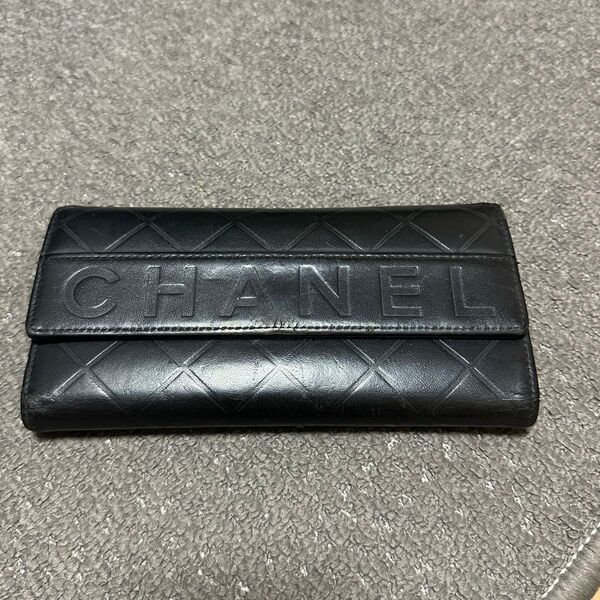 CHANEL 三つ折り 長財布