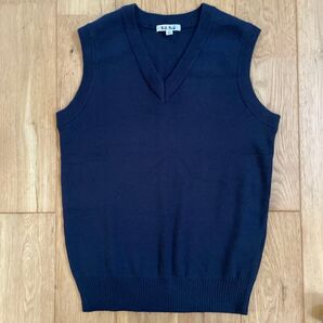 【美品】小中学生 ベスト ネイビー Vネック