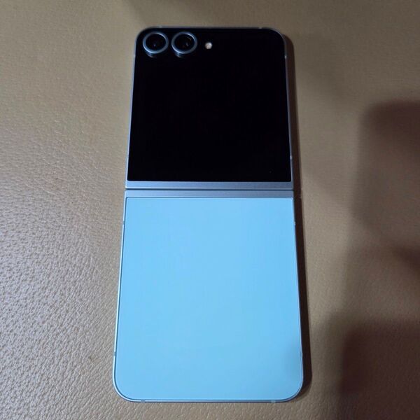 Galaxy Z Flip6 256GB ミントSIMフリー