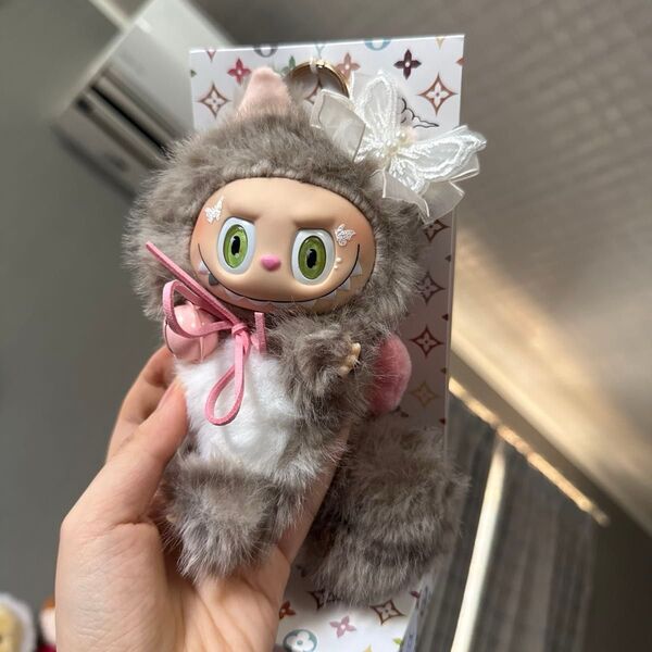 海外限定 ラブブ ぬいぐるみ キーホルダー 猫ちゃん LABUBU Zimomo