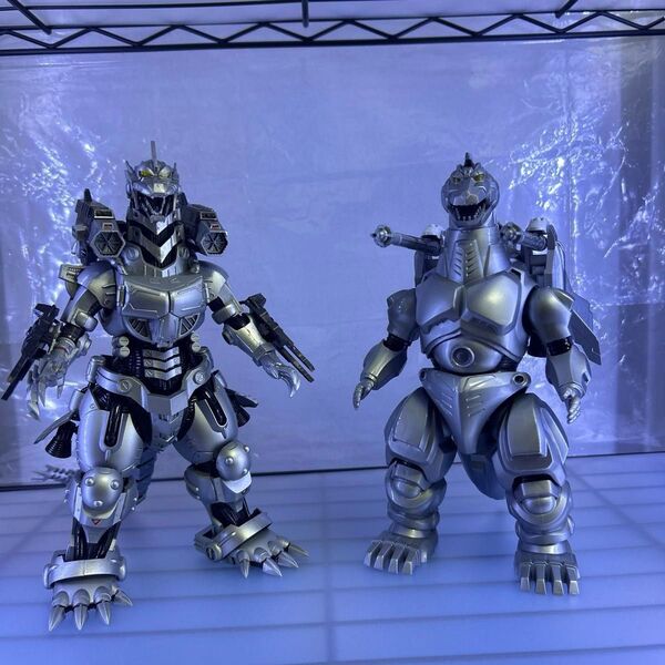 the特撮コレクション1/600スーパーメカゴジラ、アオシマ三式機龍改2体セットプラモデル コメントお願い致します