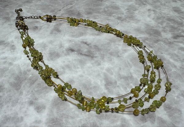 ハンドメイド 5連ネックレス グリーン アクセサリー