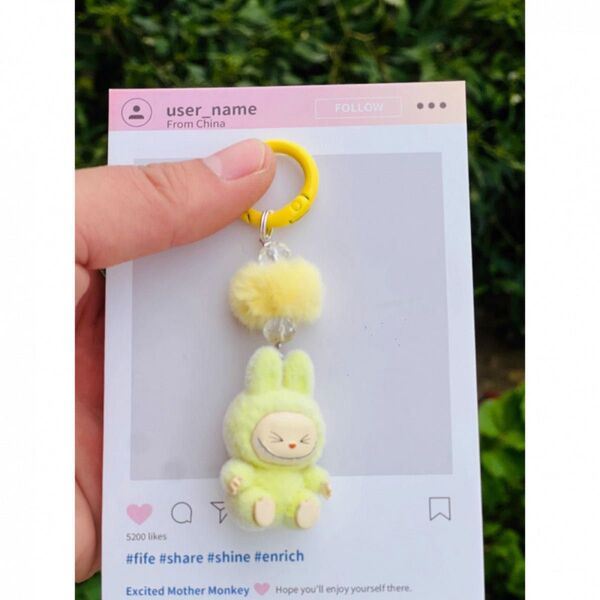 LABUBU ラブブ キーホルダー イエロー