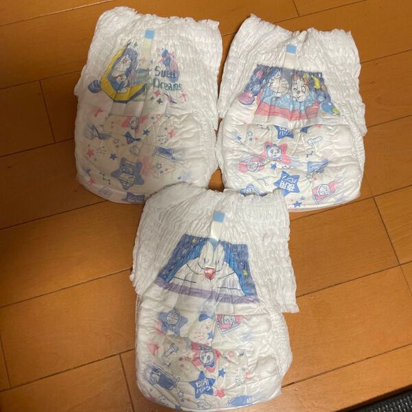 紙オムツ3枚 ビッグより大きい