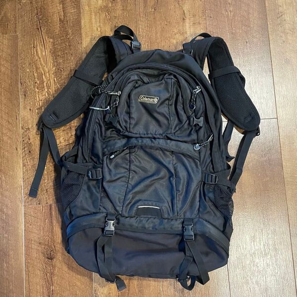 y2k Coleman コールマン アウトドア バックパック リュックサック ブラック 登山 黒 リュック デイパック キャンプ