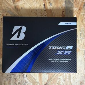 新品未使用 BRIDGESTONE ブリヂストン 24 TOUR B XS ツアー B X S ホワイト (S4WXJ) 1ダース