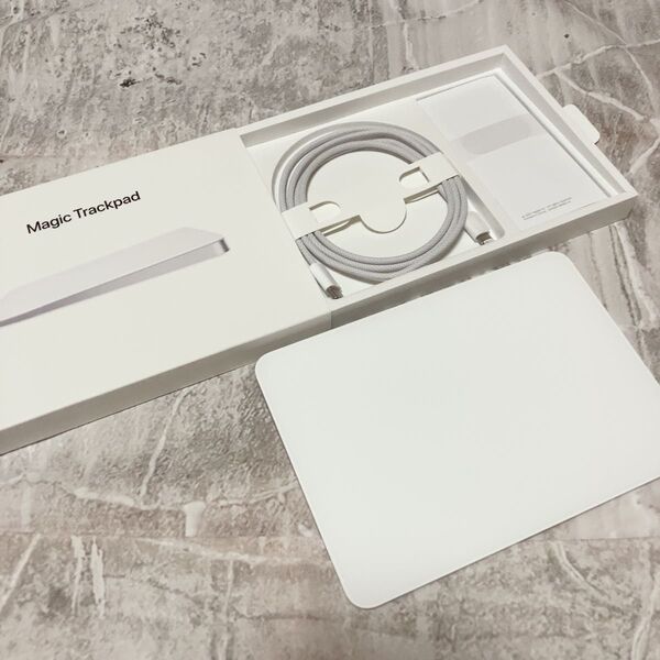 Magic Trackpad3 ホワイト 充電ケーブル