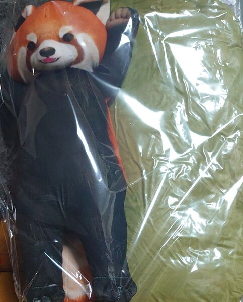 【未開封】レッサーパンダ 威嚇されるお昼寝クッション ぬいぐるみ