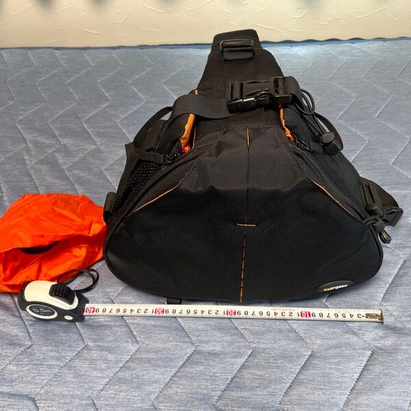Lowepro カメラバッグ スリングショット102 AW ブラック