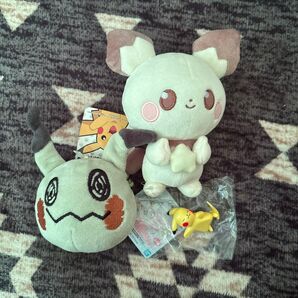 ポケモン ポケピースピチューぬいぐるみ ミミッキュ小物入れ ピカチュウガチャガチャ