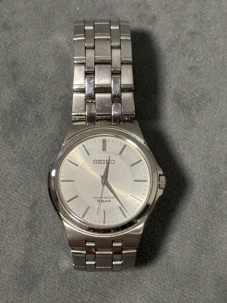 【電池交換済】美品 1954 SEIKO 腕時計 男女兼用サイズ ファイブ クォーツ ユニセックス シルバー セイコー 稼働品