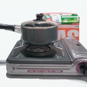 イワタニ 卓上カセットコンロ カセットフーエコ イワタニ ガスカートリッジ 3本 片手なべセット