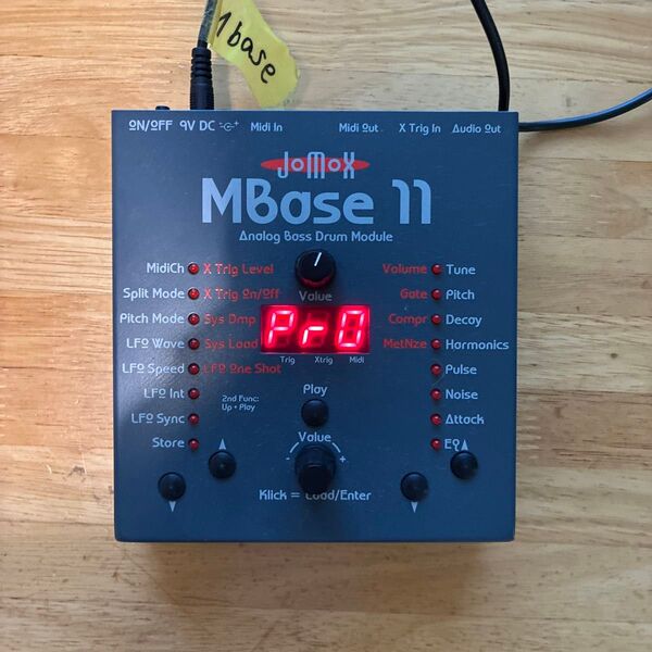 Jomox MBase 11 アナログベースドラムモジュール