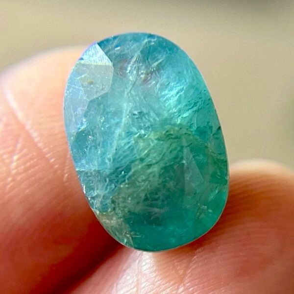 特大 グランディディエライト 非加熱 4.65ct 宝石 ルース マダガスカル 天然石 裸石 レアストーン 希少宝石 希少品