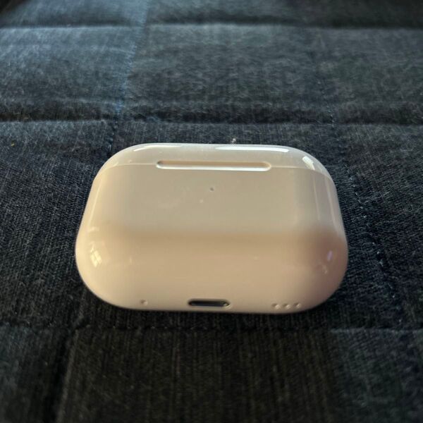 AirPodsPro ジャンク品 右耳の充電の減りが早い