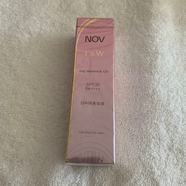 《新品》NOV ノブ L&W デイエッセンスUV 日中用美容液 30g