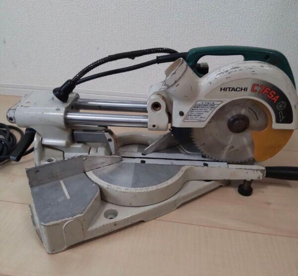 スライド丸鋸 HITACHI