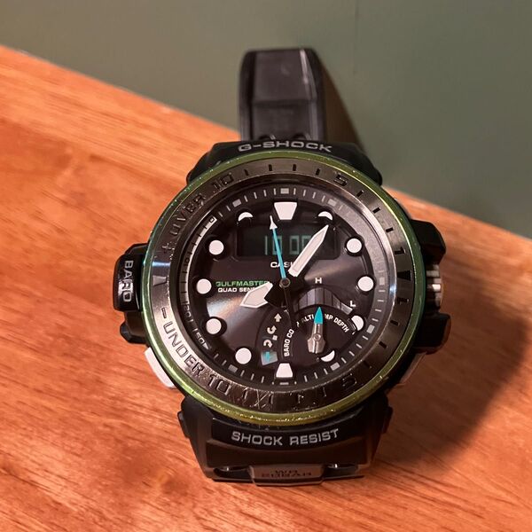 レア☆CASIO G-SHOCK GULFMASTER ガルフマスター master of G 腕時計 GWN-Q1000 カシオ