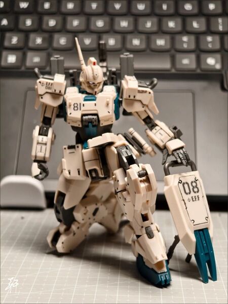 HGUC 1/144 第08MS小隊 ガンダムEz8 海外製プラモデル 未組立品 ガンダム