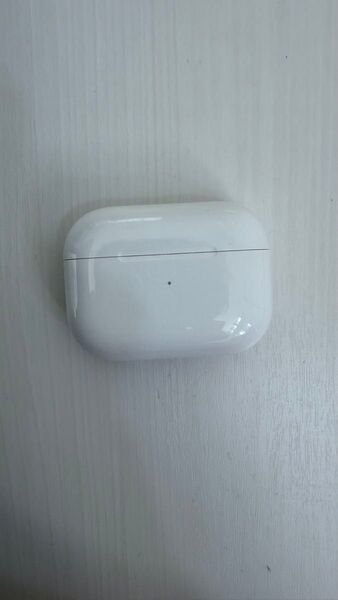 Apple純正 MagSafe充電ケース付きType-C AirPods Pro 2 第2世代 A3048