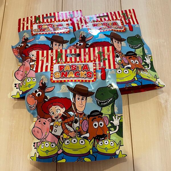 【未開封】ディズニー トイストーリー お菓子 お土産 パスタスナック 3袋セット