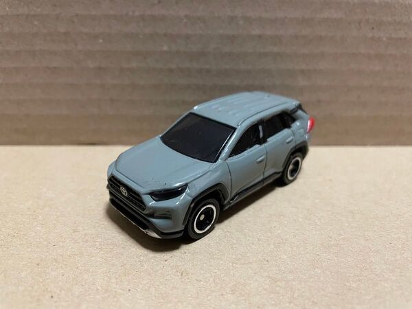 トミカ 81 トヨタ RAV4 廃盤 絶版
