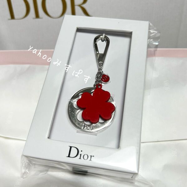 ディオール DIOR バッグチャーム キーリング キーホルダー チャーム 赤 レッド クローバー リパッケージ ノベルティ
