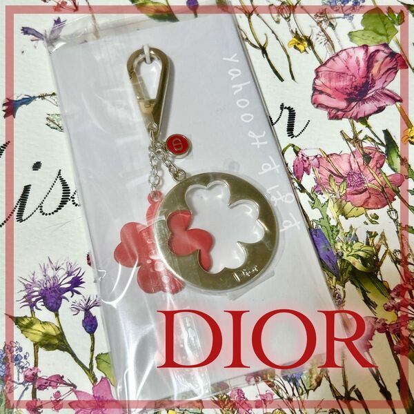 ディオール DIOR バッグチャーム キーリング キーホルダー チャーム 赤 レッド クローバー リパッケージ ノベルティ 箱なし