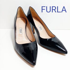 美品☆FURLA フルラ ポインテッドトゥ パンプス ハイヒール エナメル 黒 23.5㎝
